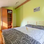 Дом отдыха Family-friendly Serene Retreat - Four Bedroom With Terrace