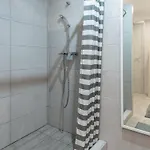 Дом отдыха Family-friendly Serene Retreat - Four Bedroom With Terrace