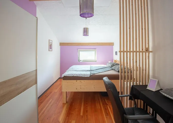 Family-friendly Serene Retreat - Four Bedroom With Terrace Tatil Evi Sečovlje