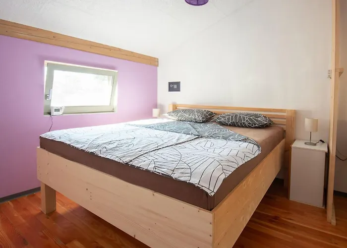 Family-friendly Serene Retreat - Four Bedroom With Terrace * Sečovlje